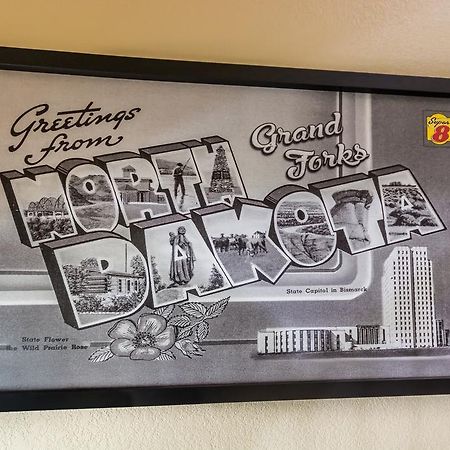 Super 8 By Wyndham Grand Forks Exterior foto
