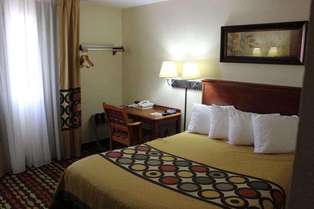 Super 8 By Wyndham Grand Forks Exterior foto