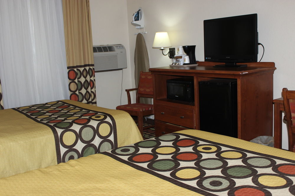Super 8 By Wyndham Grand Forks Exterior foto